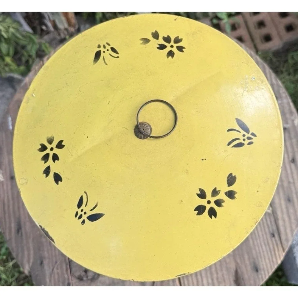 Vintage‎ Round Yellow Metal Bird Cage Hanging/Table 14x11 Cottage Granny
